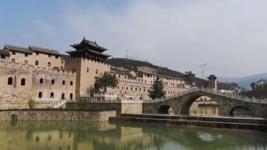 图为湘峪古堡